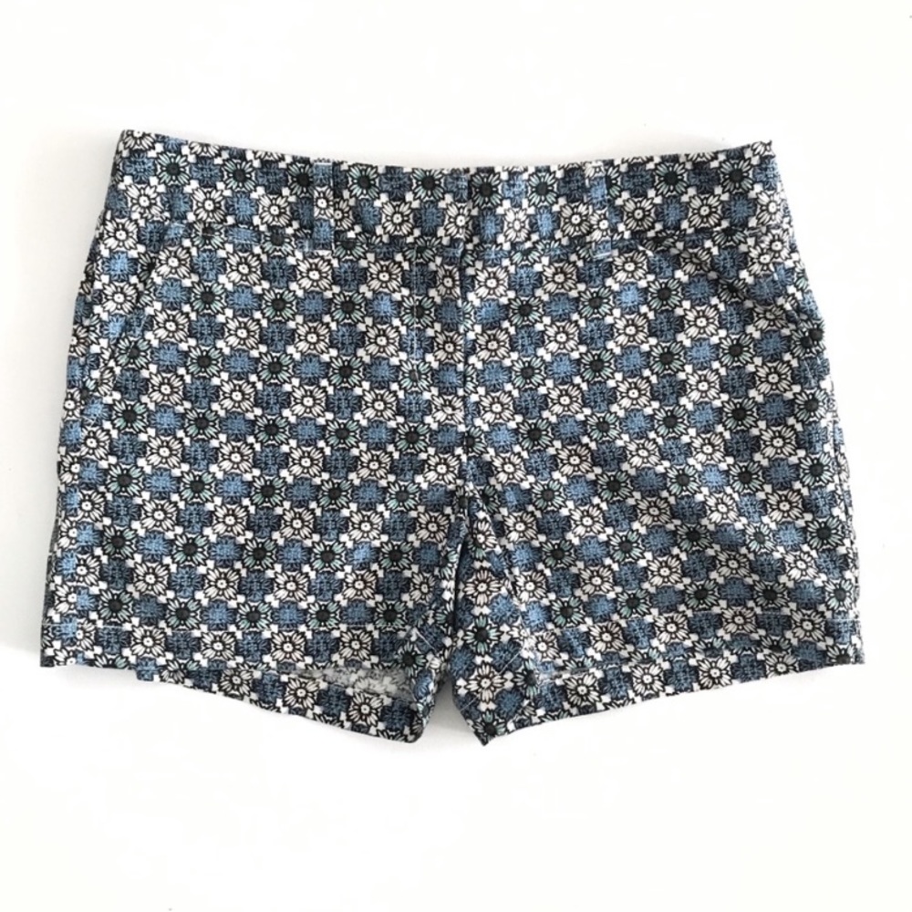 NWOT LOFT Floral Retro Shorts Sz 4